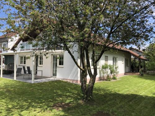 Dārzs, Wohnung Am Spitalgarten für 6 Personen (Wohnung Am Spitalgarten fur 6 Personen) in Gundelfingen an der Donau
