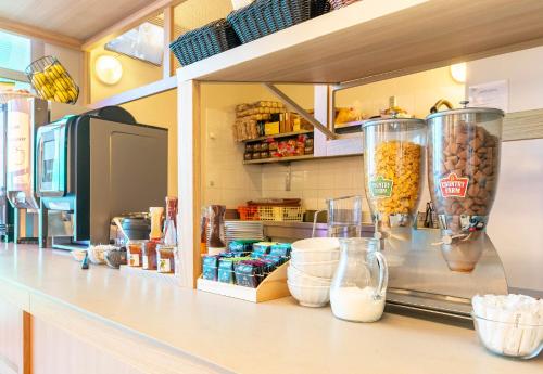 B&B Hôtel Nantes Centre - image 4