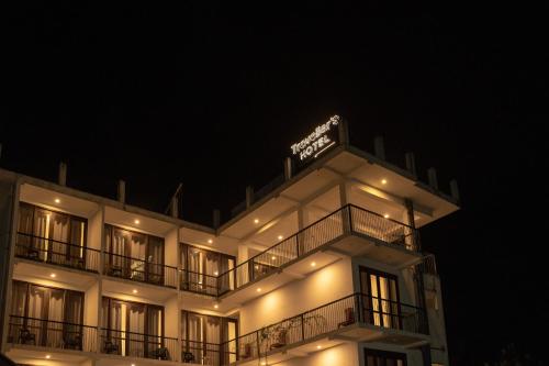 Exterior view, Traveller's Hotel Hikkaduwa in Hikkaduwa