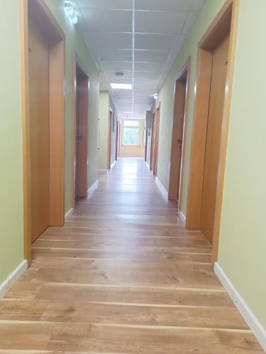 Hostel Krośnieńska 12 (Hostel Krosnienska 12) in Zielona Gora