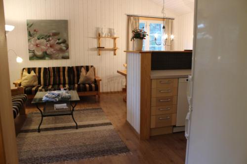 Lilla Sandereds Gård - image 10