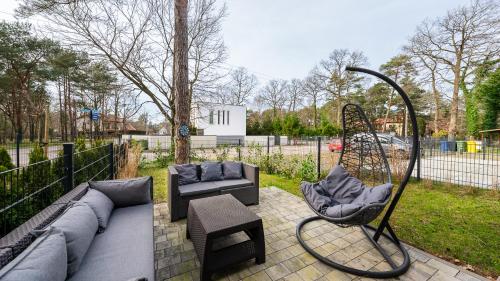 One-Bedroom Apartment with garden image 2
