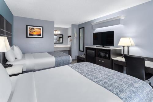 Baymont by Wyndham Brunswick GA - image 2