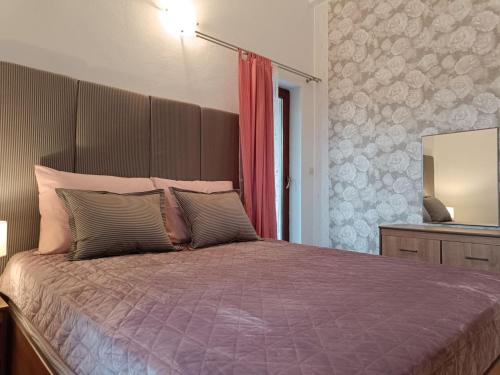 Green Oasis Near Barban - A House with a Pool, pet frendly in 巴班