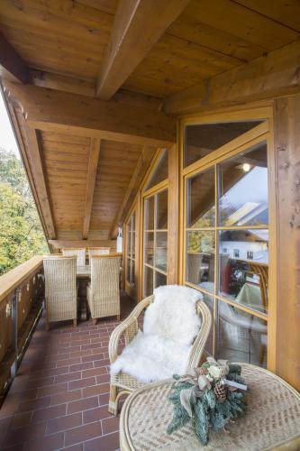 Golden GaPa Penthouse 1 - image 10