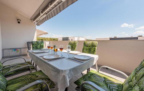 Viesnīcas āriene, Gorgeous Apartment In Mandre With Wifi in Mandre (Kolan)