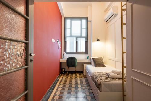 Meadows - Luxury 3-Bedroom Apartment in Athens - image 14