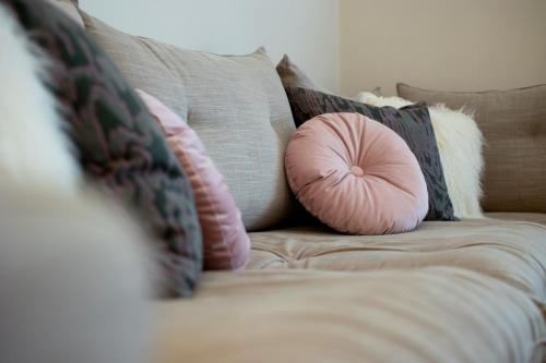 Meadows - Luxury 3-Bedroom Apartment in Athens - main image