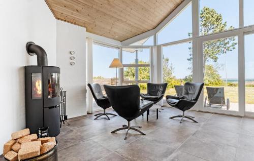  Holiday Home Bogenshovedvej in Femmøller