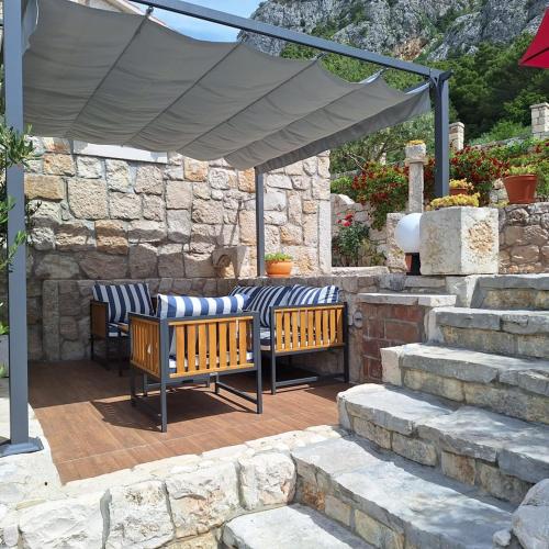 Villa Pina in Makarska private pool - image 10