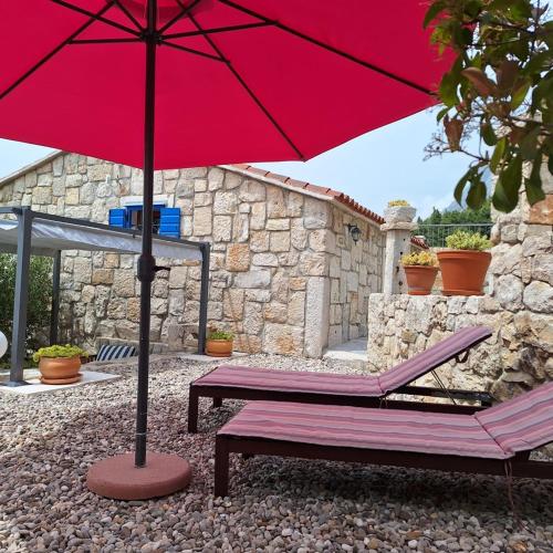 Villa Pina in Makarska private pool - image 11