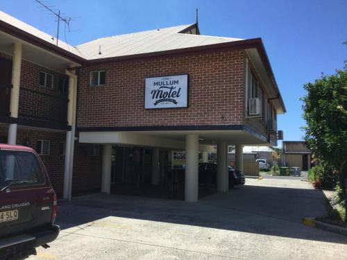 The Mullum Motel