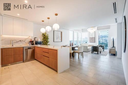 Mira Holiday Homes - Luxury 2 bed apartment in La Vie, Дубай (фото 8)