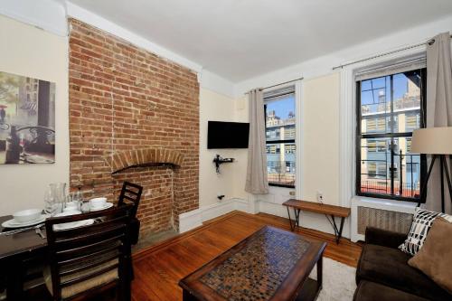 Furnished Upper West Side 1 Br Apartment Rental in New York, USA