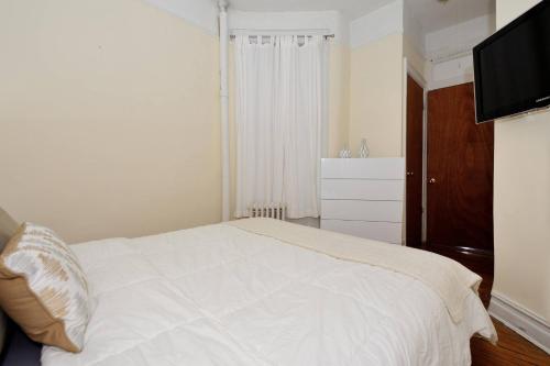 Furnished Upper West Side 1 Br Apartment Rental in New York, USA