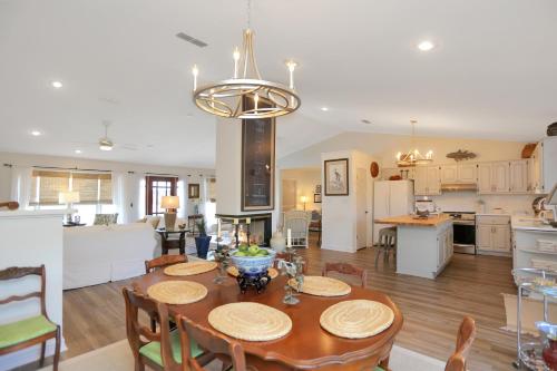 Cape Escape by Pristine Properties Vacation Rentals, Cape San Blas (фото 10)