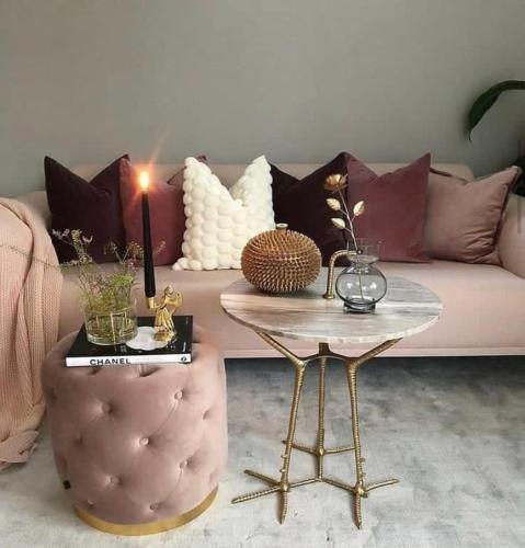 Luxury elephant house - image 3