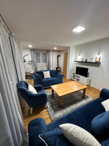 Einrichtungen, Teniska kuća (Teniska kuca) in Pale