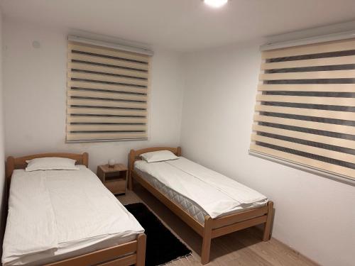 Teniska kuća (Teniska kuca) in Pale