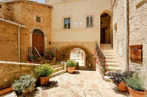  Castello Di Postignano Relais in Sellano