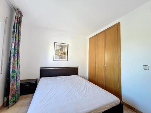 One-Bedroom Apartment with Pool View image 10