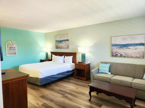 Inn at the Waterpark - image 10