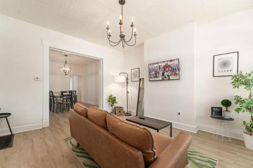 Housepitality - The Madison House - Brand New in Columbus, USA