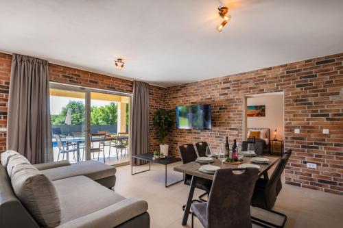 المرافق, Villa Una, a charming villa surrounded by nature in Vinez