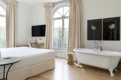 Hotel Tayko Sevilla, Siviglia