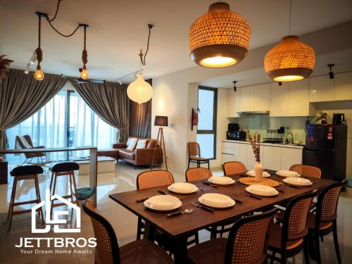 Jettbros Le' Tramonto @Teega Suite Iskandar Puteri - シンガポール シティ