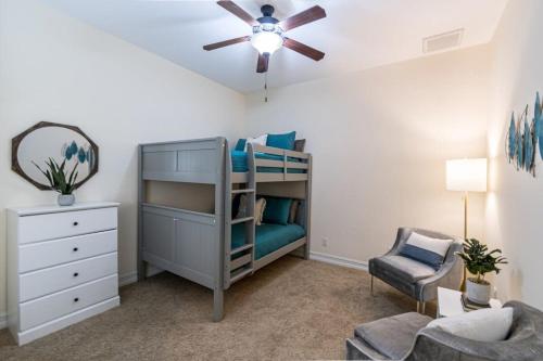Luxury Townhouse Minutes from Beach and Downtown in Indian Harbour Beach, USA