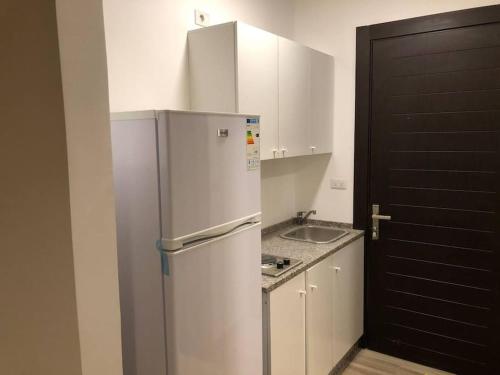 Lovely Studio appartment in a central location - image 2