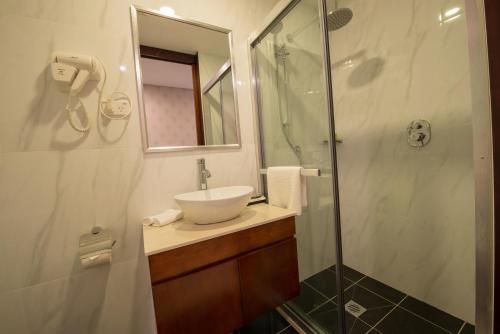 Megaboom City Hotel - image 14