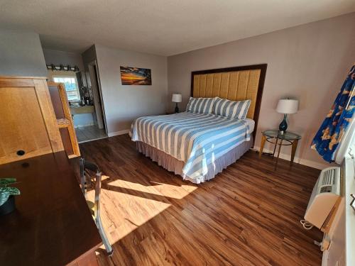 Atlantic Shores Inn and Suites - image 9