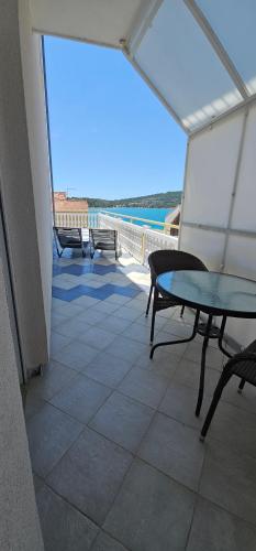 Room with kitchenette and Sea View 