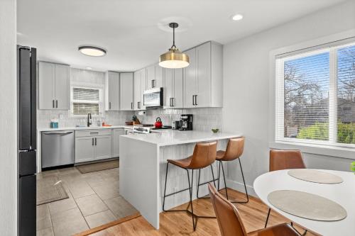 6224 S Datura St 6224 S Datura St