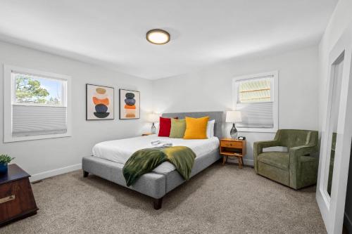 6224 S Datura St 6224 S Datura St