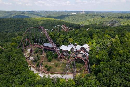 Branson West Retreat - 2 Mi to Silver Dollar City!