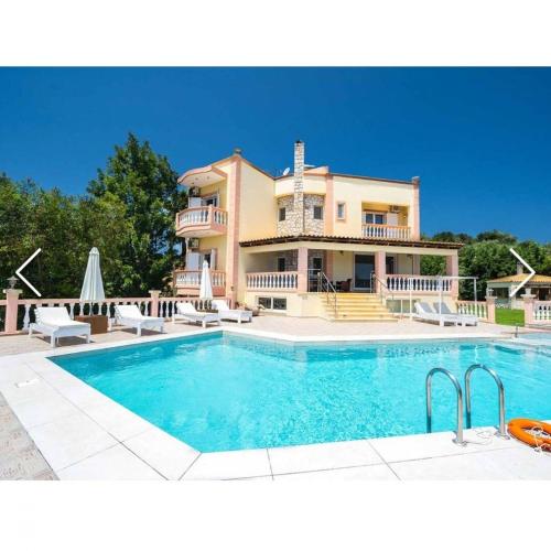 Villa Roula with Private pool