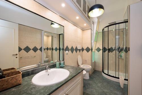 Deluxe Apartment image 10