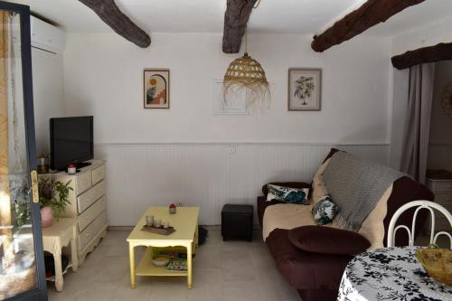 Facilities, Grand studio avec jardin a Saint-Aygulf in Frejus