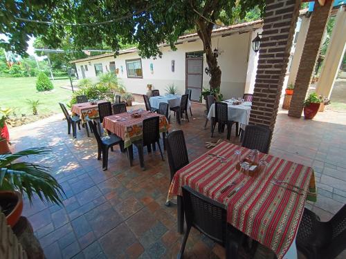 Restoranas, Hotel Safari Club Robore in Robore