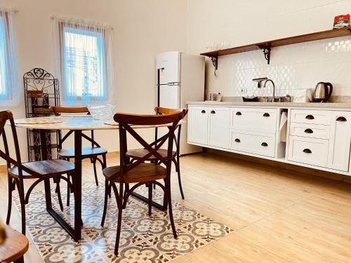 Flats Savoy - image 12