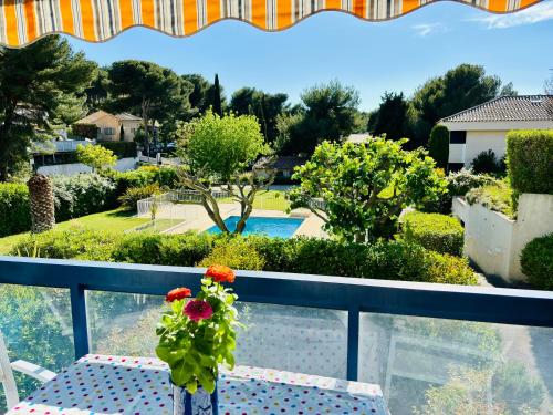 Appartement climatisé avec Piscine, à 3 minutes de la Plage - Location saisonnière - Sanary-sur-Mer