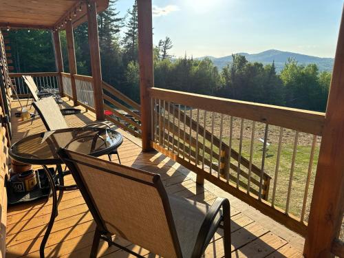 Mountain Views! Copper Cannon Lodge in Franconia