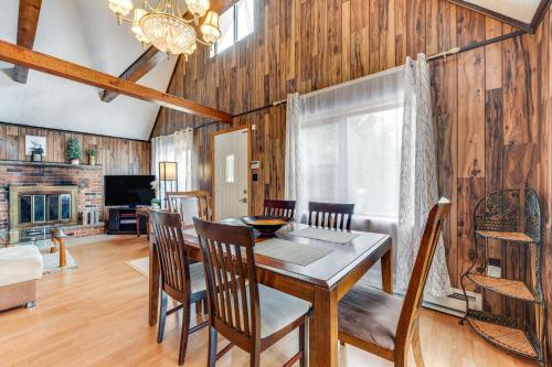 Long Pond Getaway with Lake Access! in Long Pond, USA