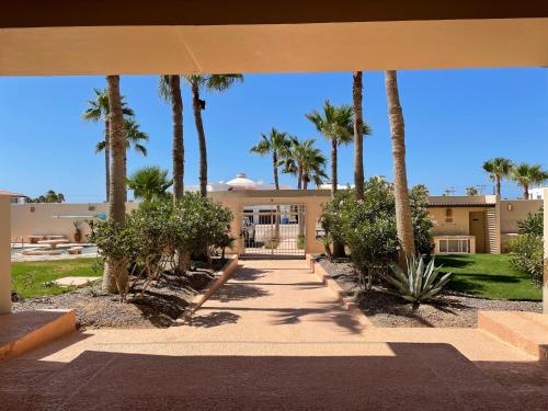 Corona del Mar By Rocky Host in Las Conchas