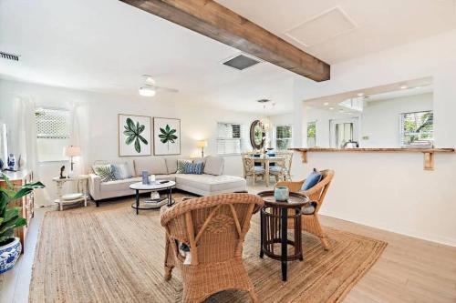 Palm Beach Oasis 3bd2ba With Heated Pool in West Palm Beach, USA