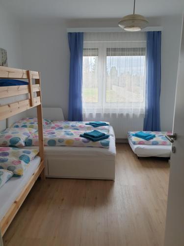 Apartment Moni in Lutzmannsburg, 1 km von der Sonnentherme entfernt - Apartment mit 3 Schlafzimmern