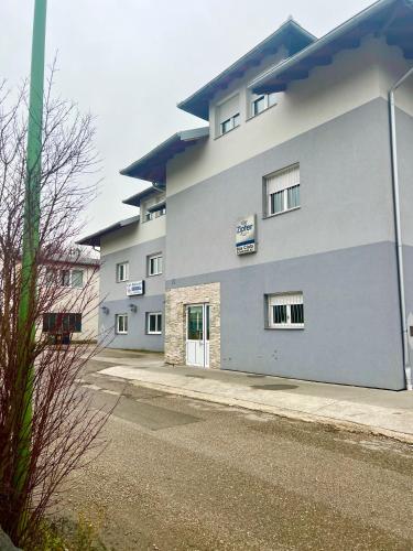 Eurogrill Attnang - Apartment - Attnang-Puchheim